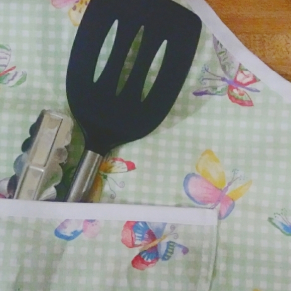 Light Green Canvas Apron - Picture 4 of 4